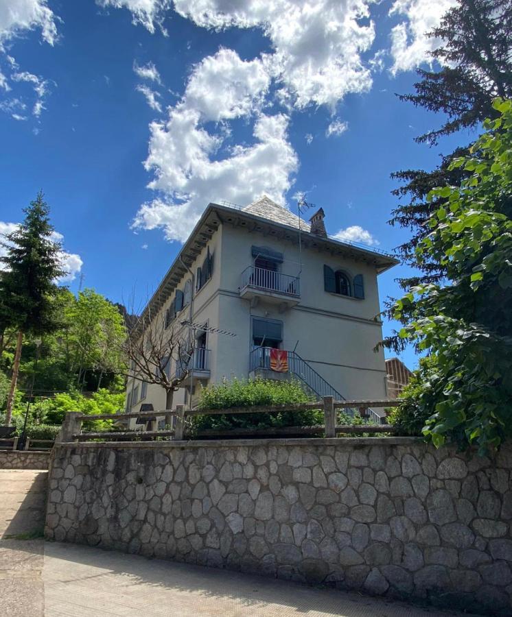Raco Del Pirineu Apartment El Pont de Suert Ngoại thất bức ảnh